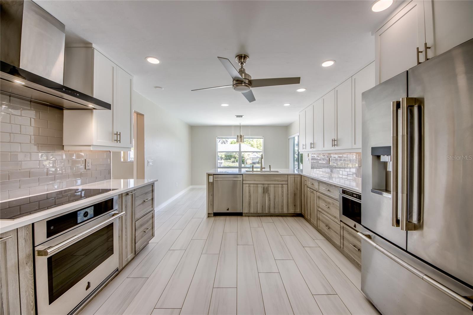 3446 PINETREE DR, ST JAMES CITY, FL, 33956