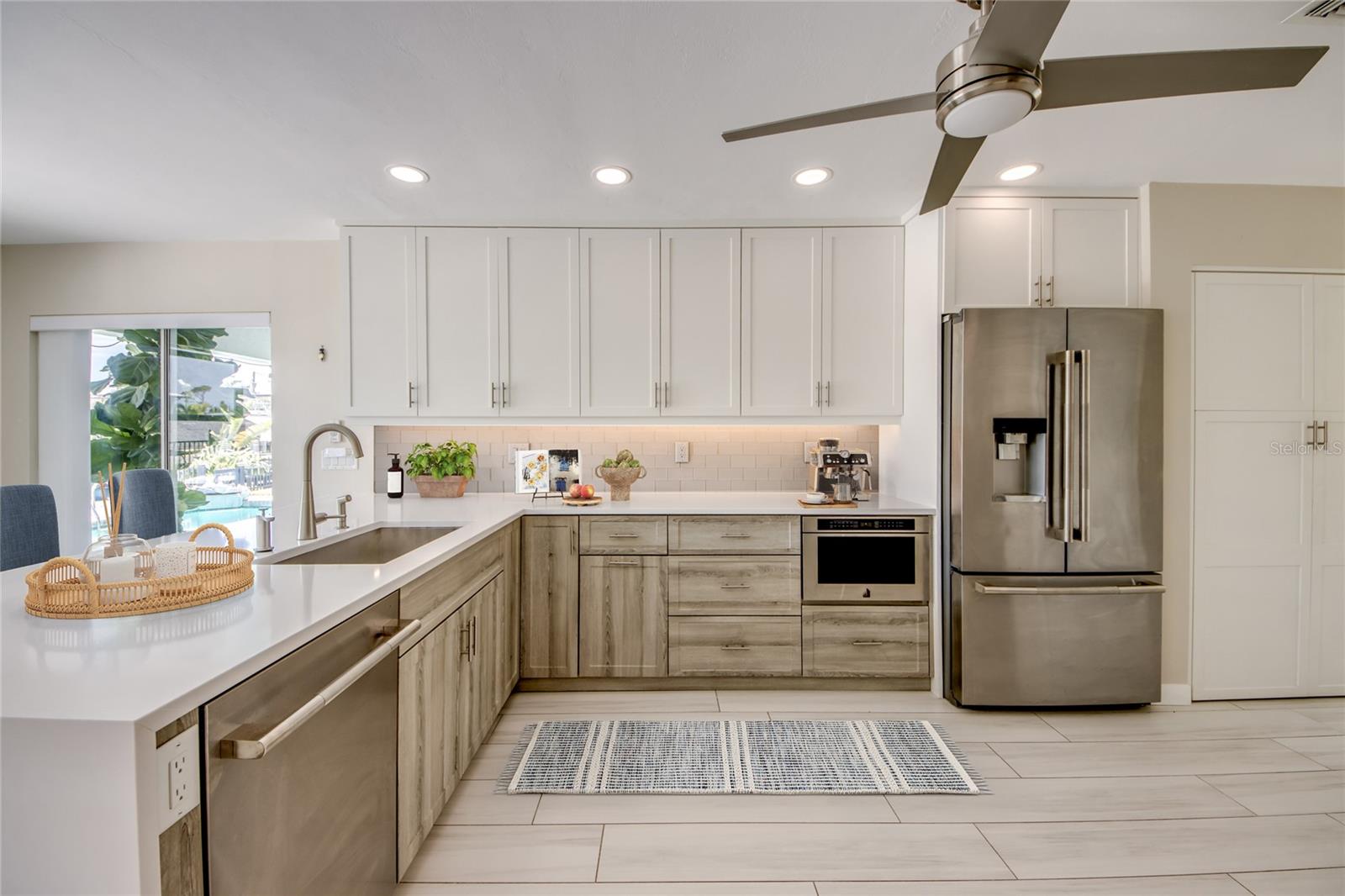 3446 PINETREE DR, ST JAMES CITY, FL, 33956