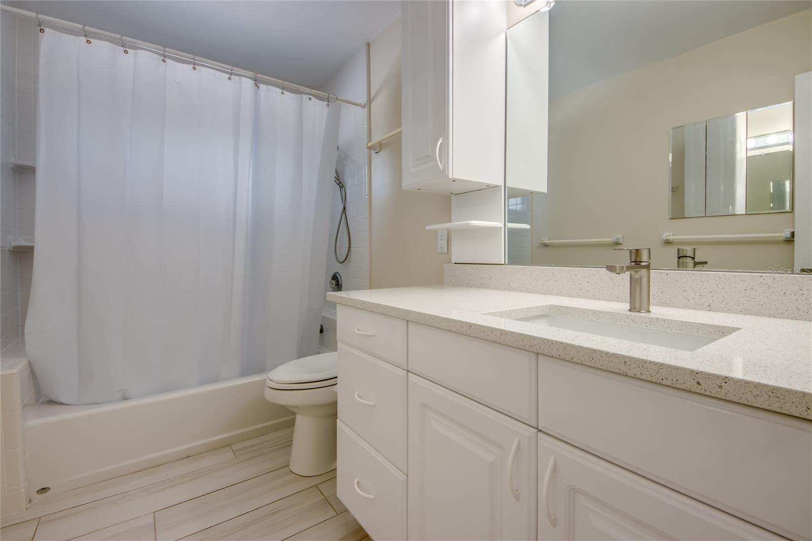 3446 PINETREE DR, ST JAMES CITY, FL, 33956