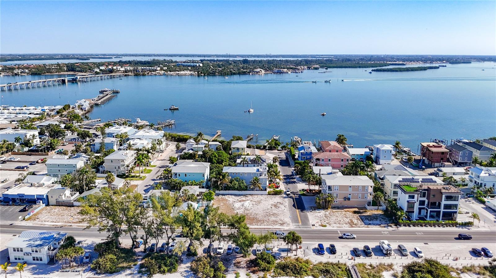 403 GULF DR S, BRADENTON BEACH, FL, 34217