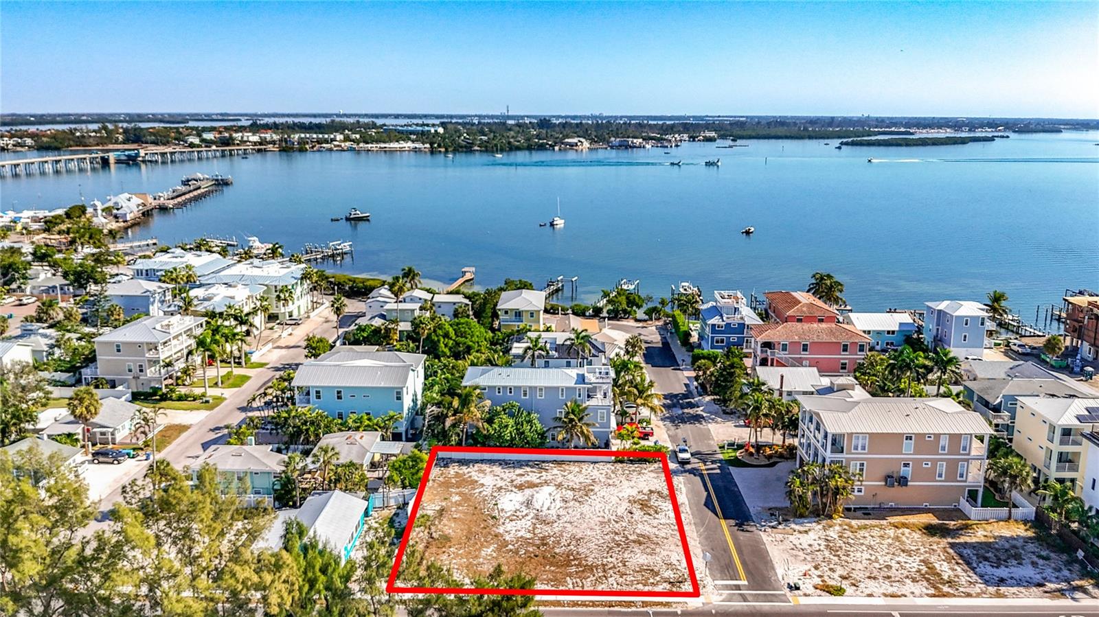 403 GULF DR S, BRADENTON BEACH, FL, 34217