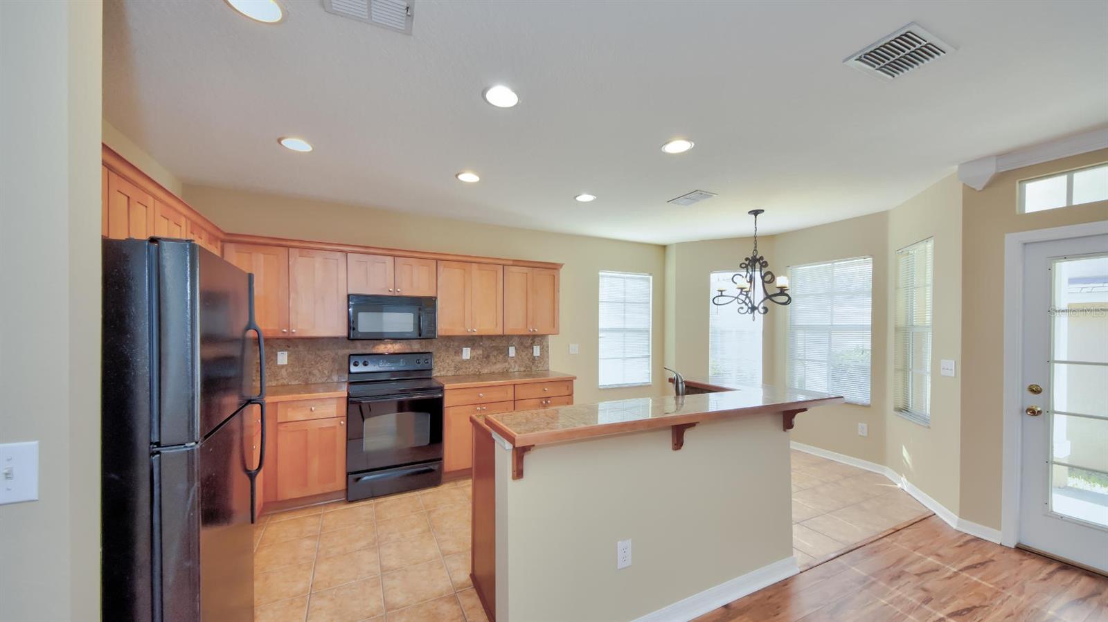 16238 BRIDGEWALK DR, LITHIA, FL, 33547