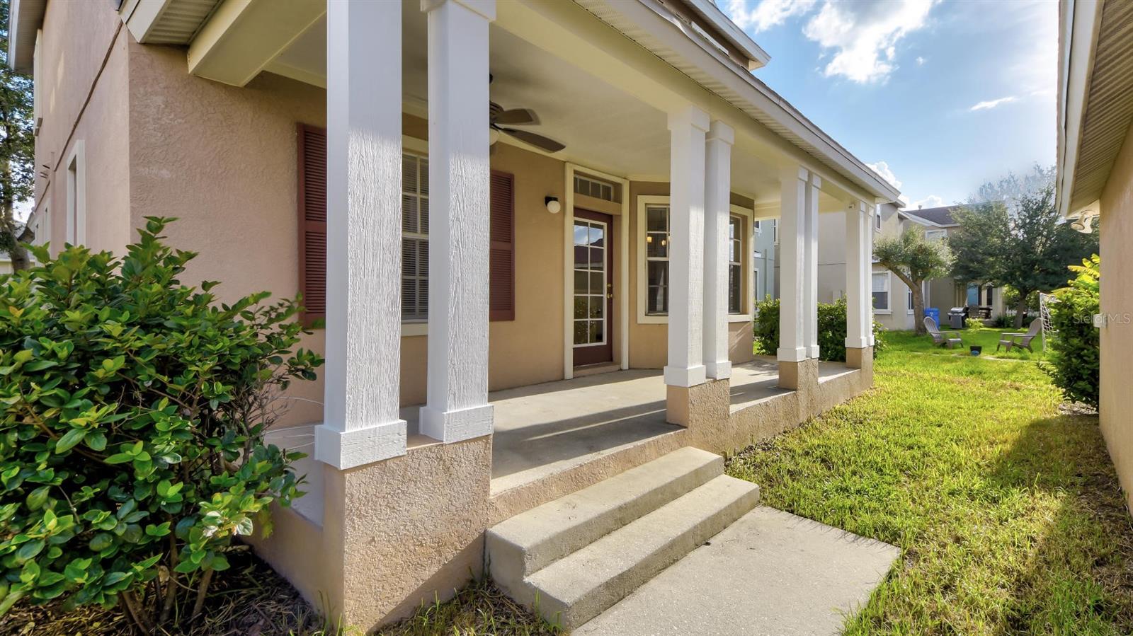 16238 BRIDGEWALK DR, LITHIA, FL, 33547