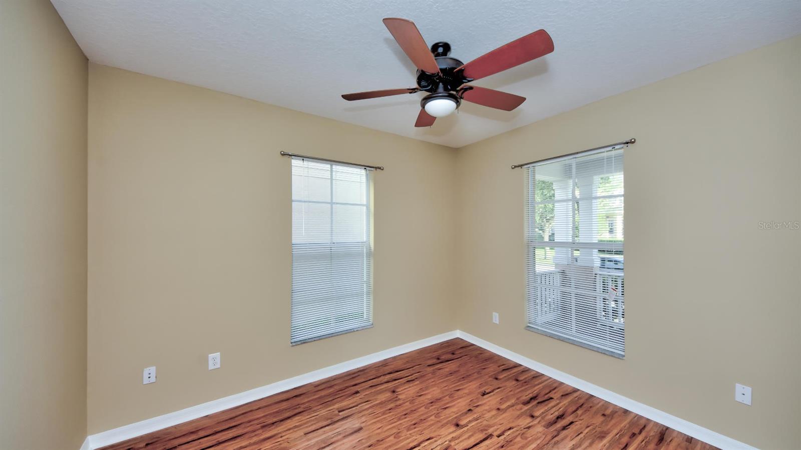 16238 BRIDGEWALK DR, LITHIA, FL, 33547