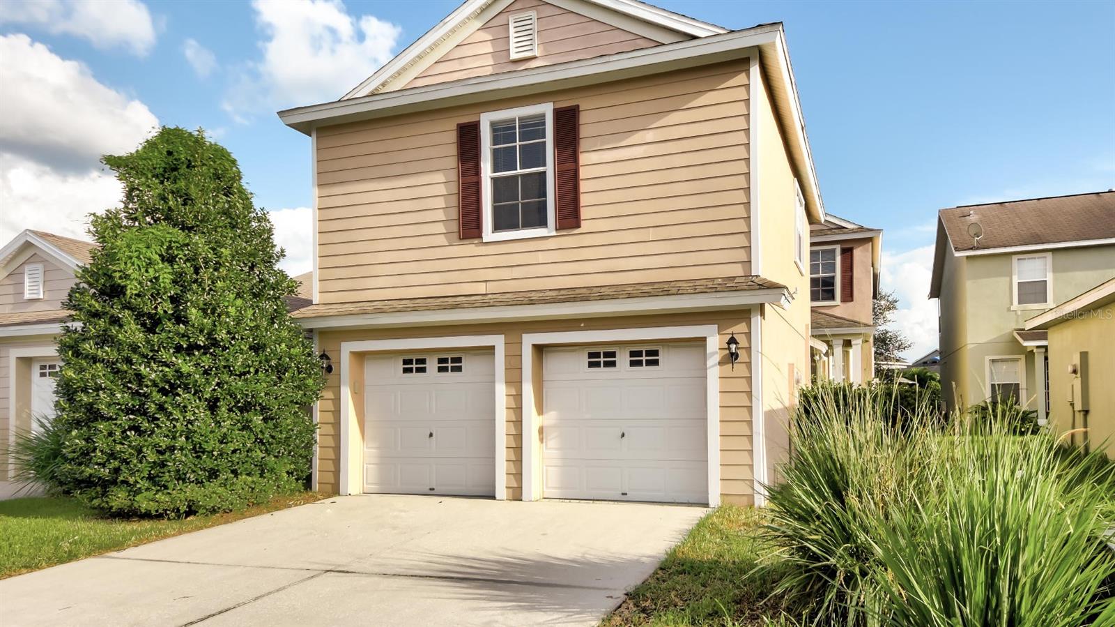 16238 BRIDGEWALK DR, LITHIA, FL, 33547