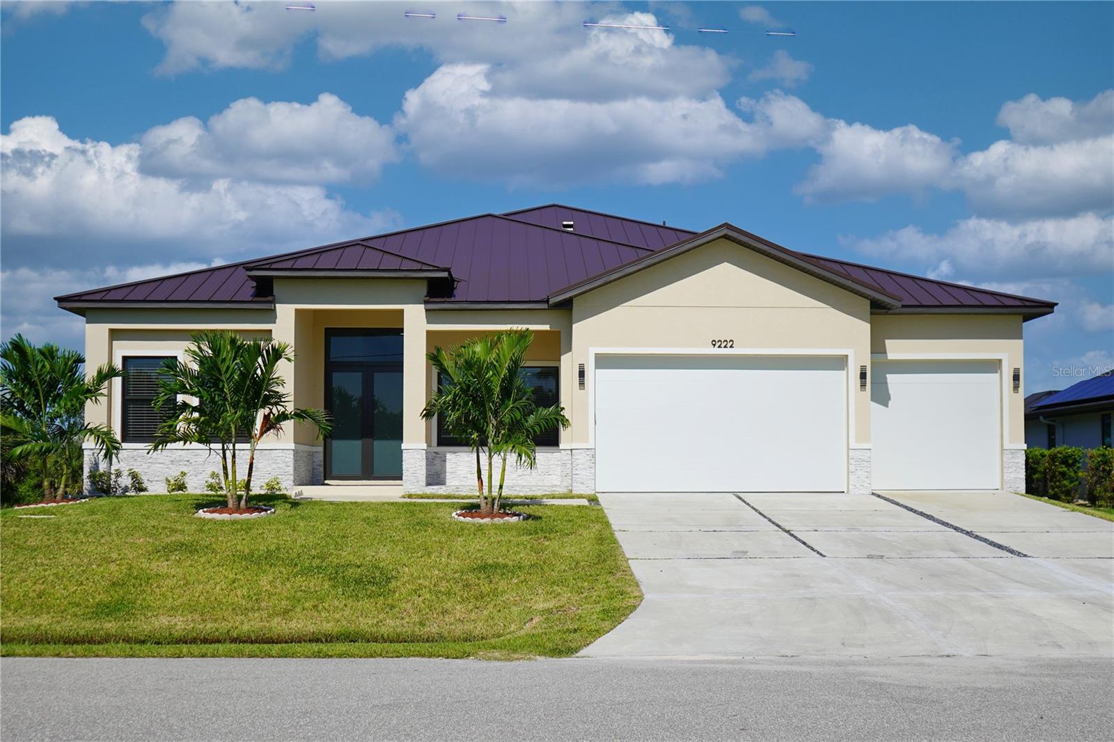 9222 ROSEBUD CIR, PORT CHARLOTTE, FL, 33981