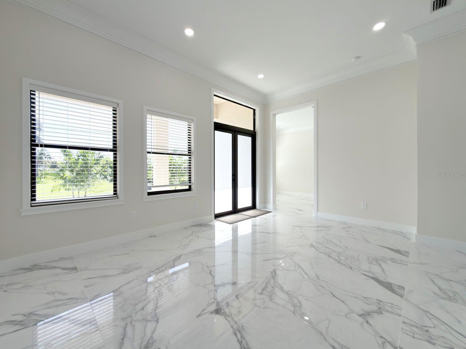 9222 ROSEBUD CIR, PORT CHARLOTTE, FL, 33981