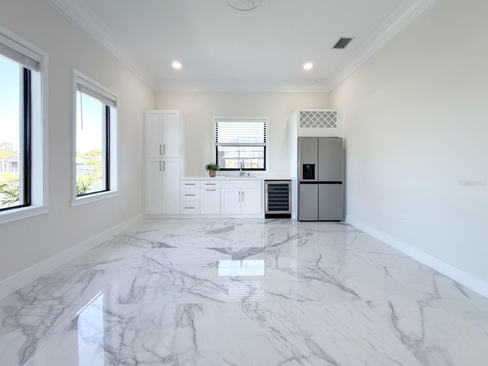 9222 ROSEBUD CIR, PORT CHARLOTTE, FL, 33981