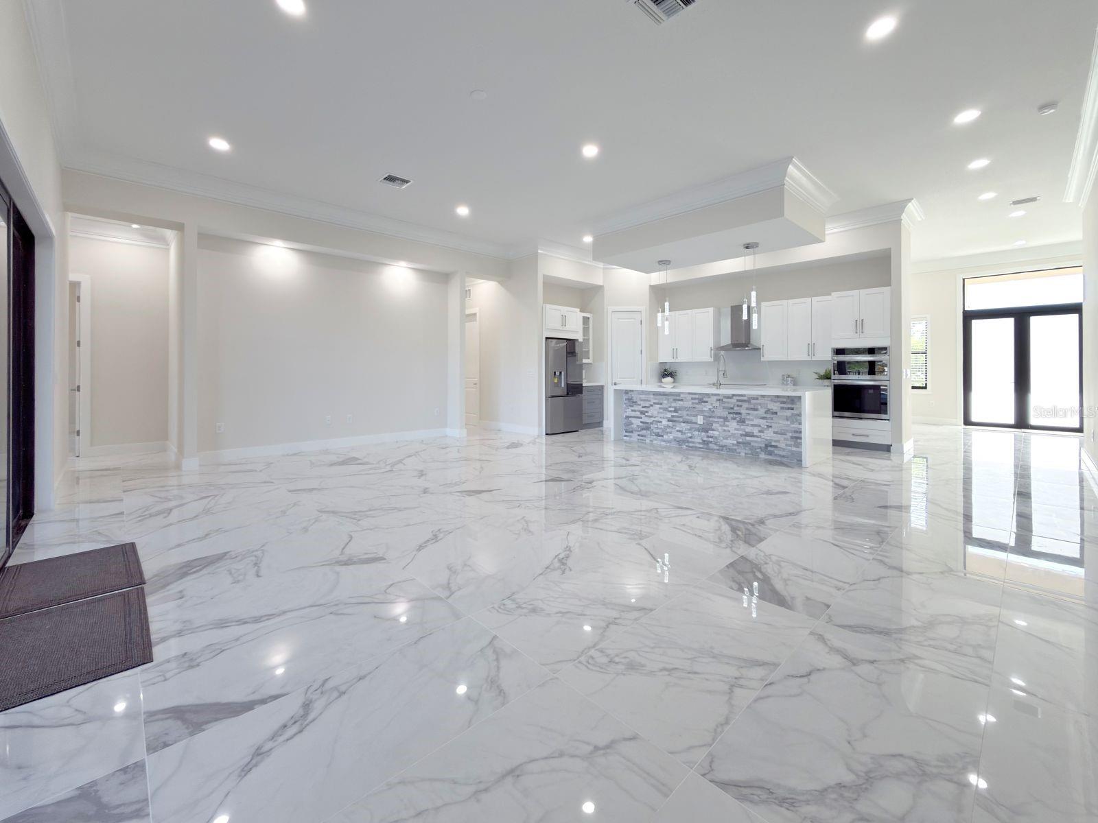 9222 ROSEBUD CIR, PORT CHARLOTTE, FL, 33981