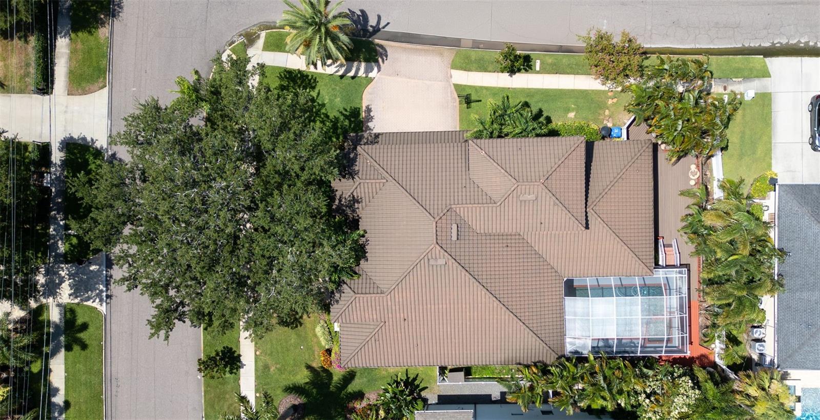 1089 CORDOVA BLVD NE, ST PETERSBURG, FL, 33704