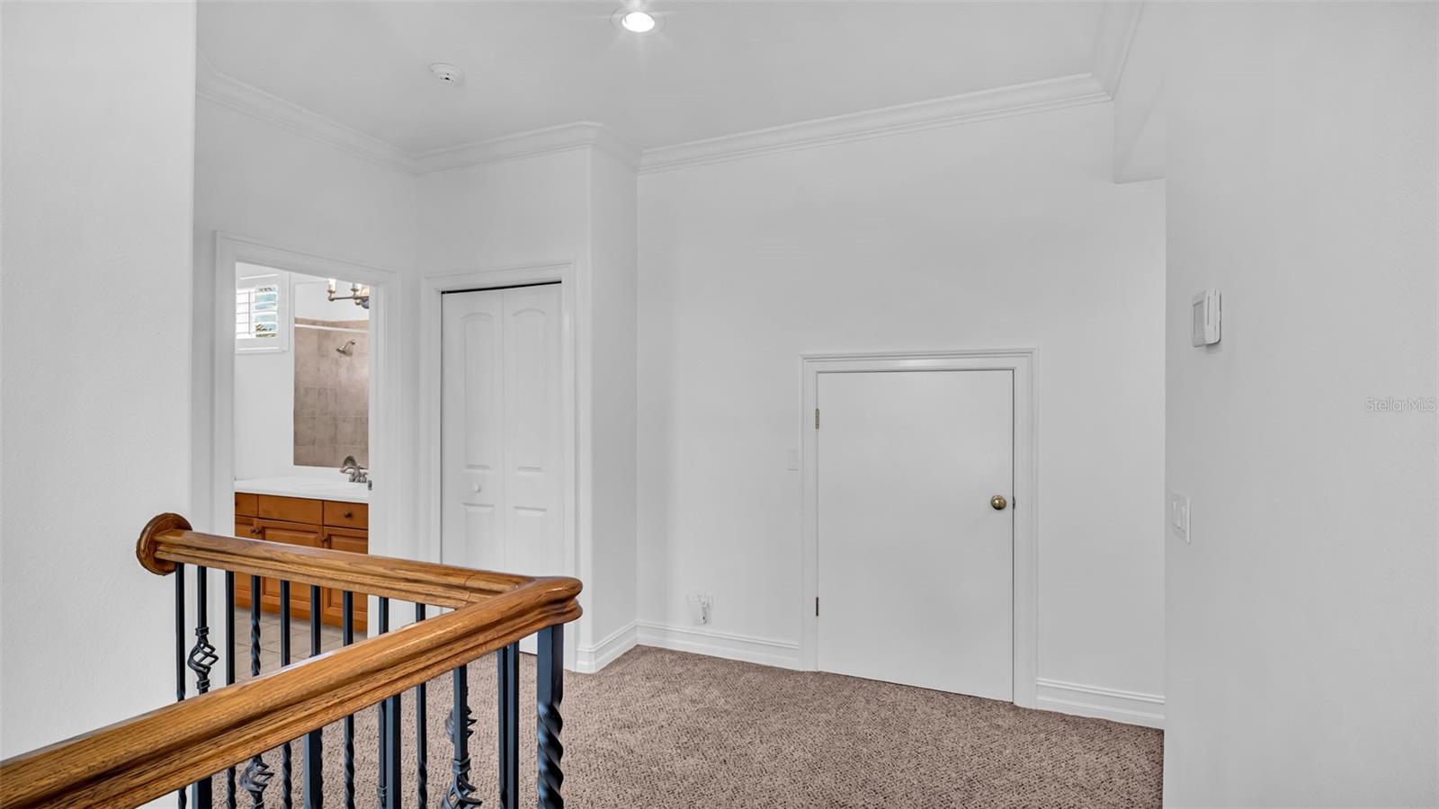 1089 CORDOVA BLVD NE, ST PETERSBURG, FL, 33704