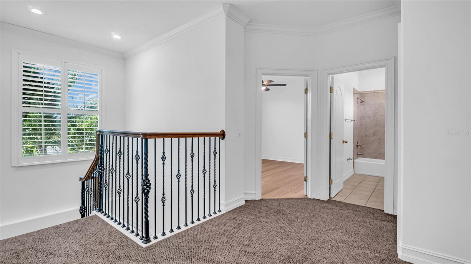 1089 CORDOVA BLVD NE, ST PETERSBURG, FL, 33704