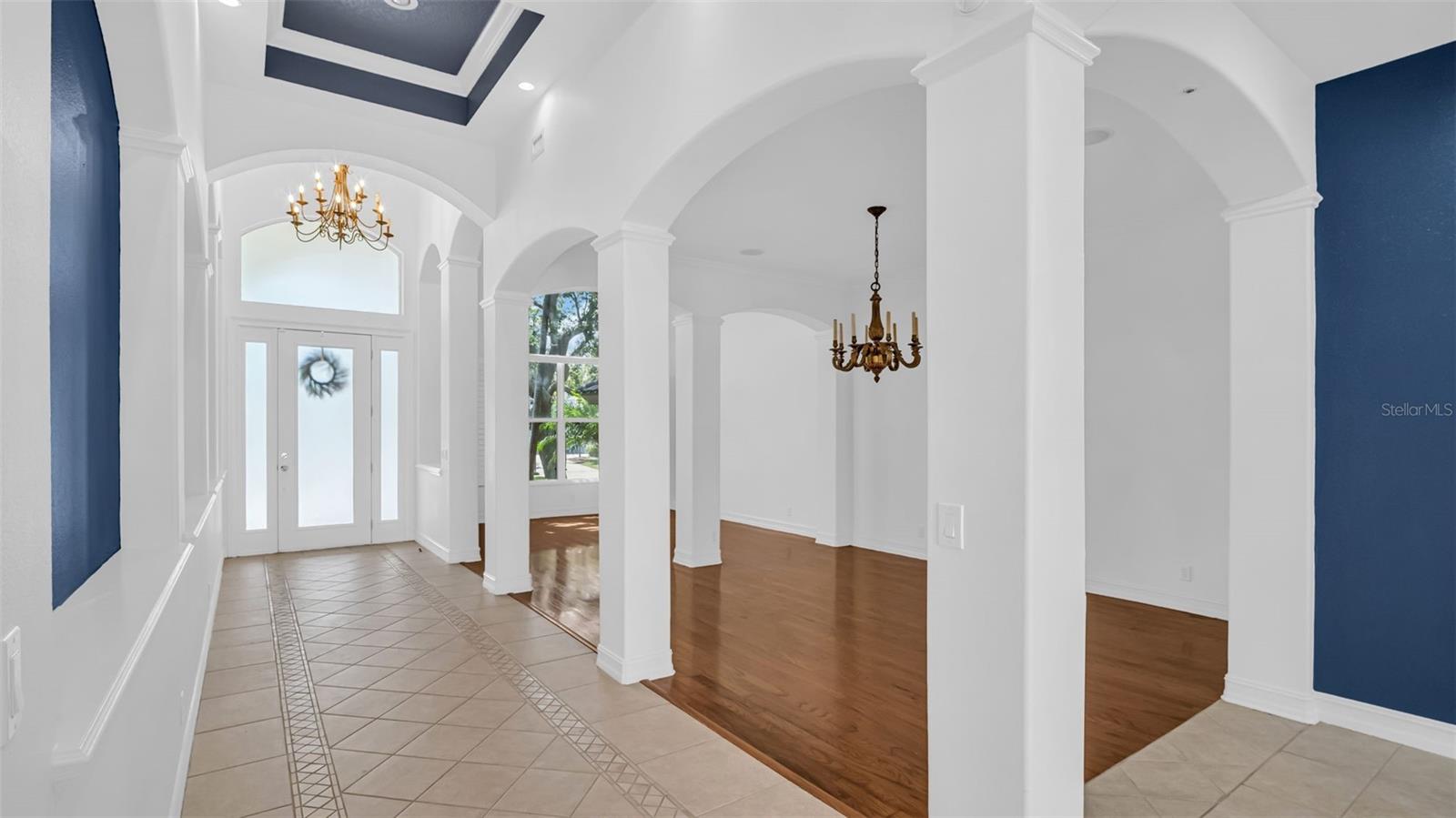 1089 CORDOVA BLVD NE, ST PETERSBURG, FL, 33704