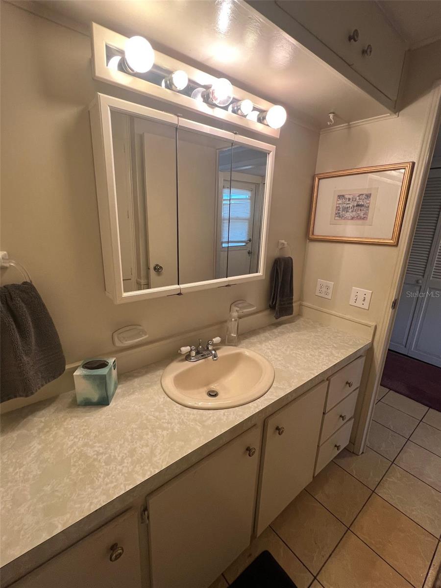 12651 SEMINOLE BLVD #13E, LARGO, FL, 33778