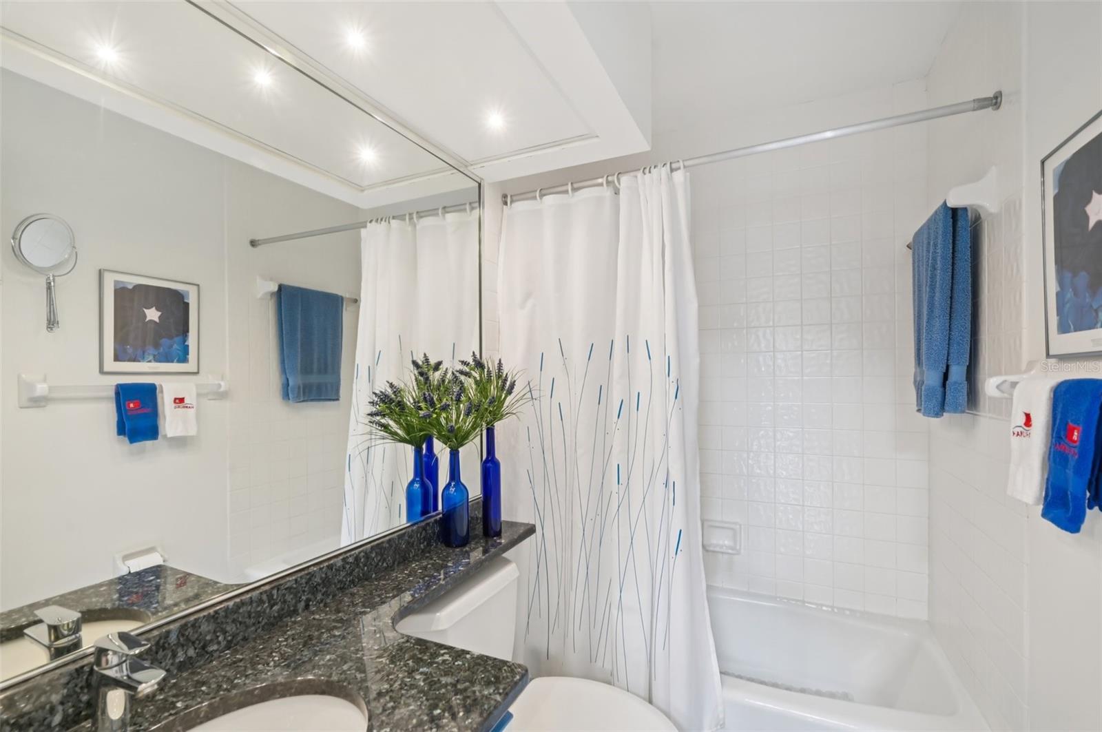 5588 GOLF POINTE DR #1, SARASOTA, FL, 34243