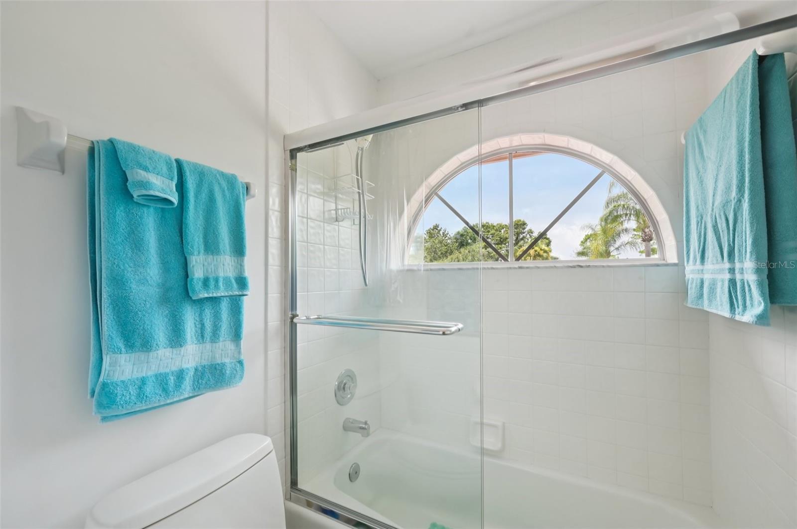 5588 GOLF POINTE DR #1, SARASOTA, FL, 34243