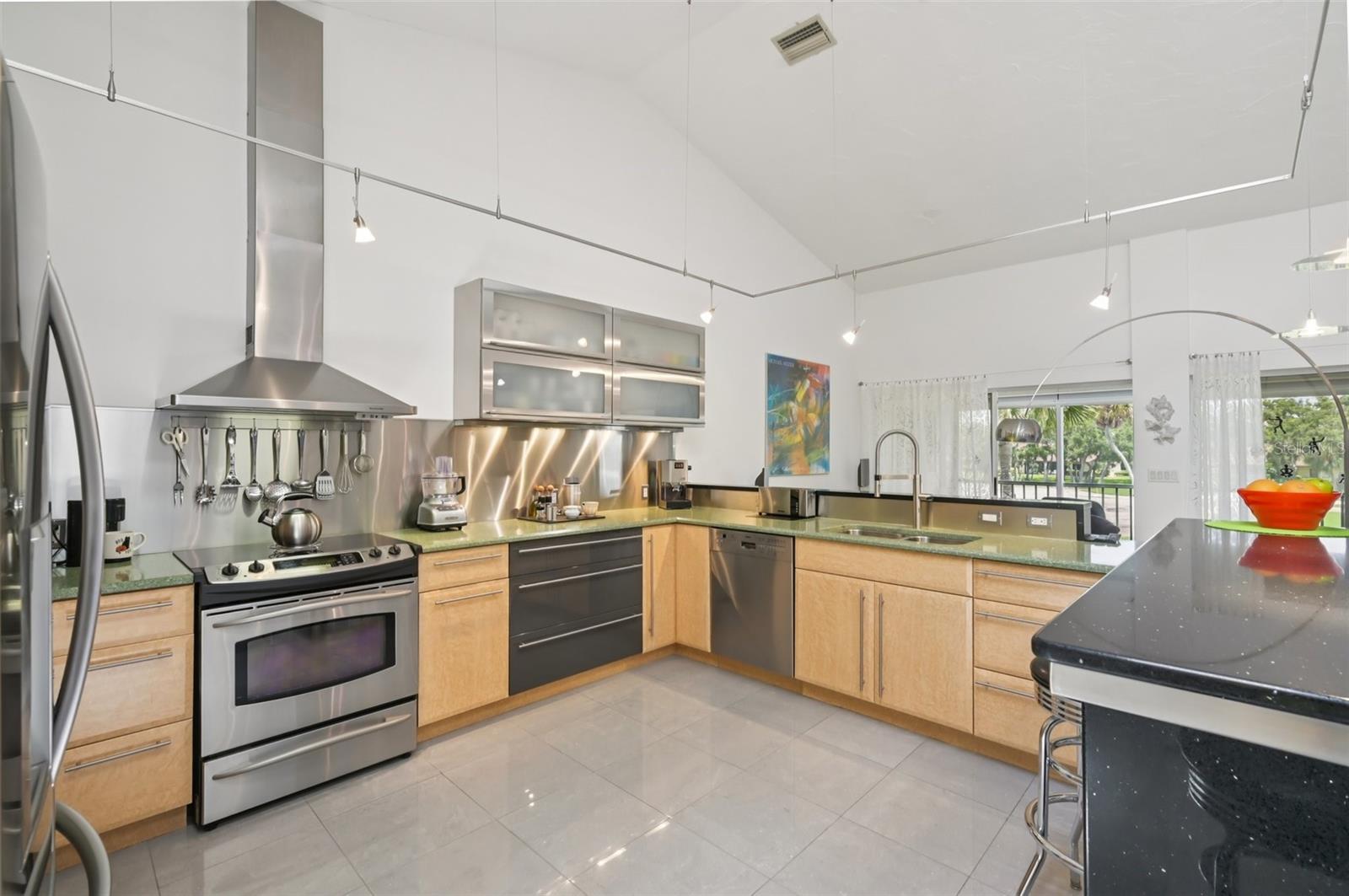 5588 GOLF POINTE DR #1, SARASOTA, FL, 34243