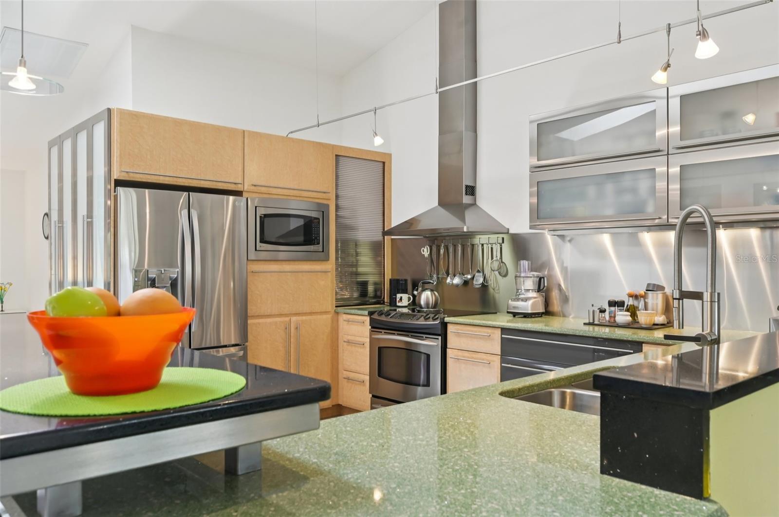 5588 GOLF POINTE DR #1, SARASOTA, FL, 34243