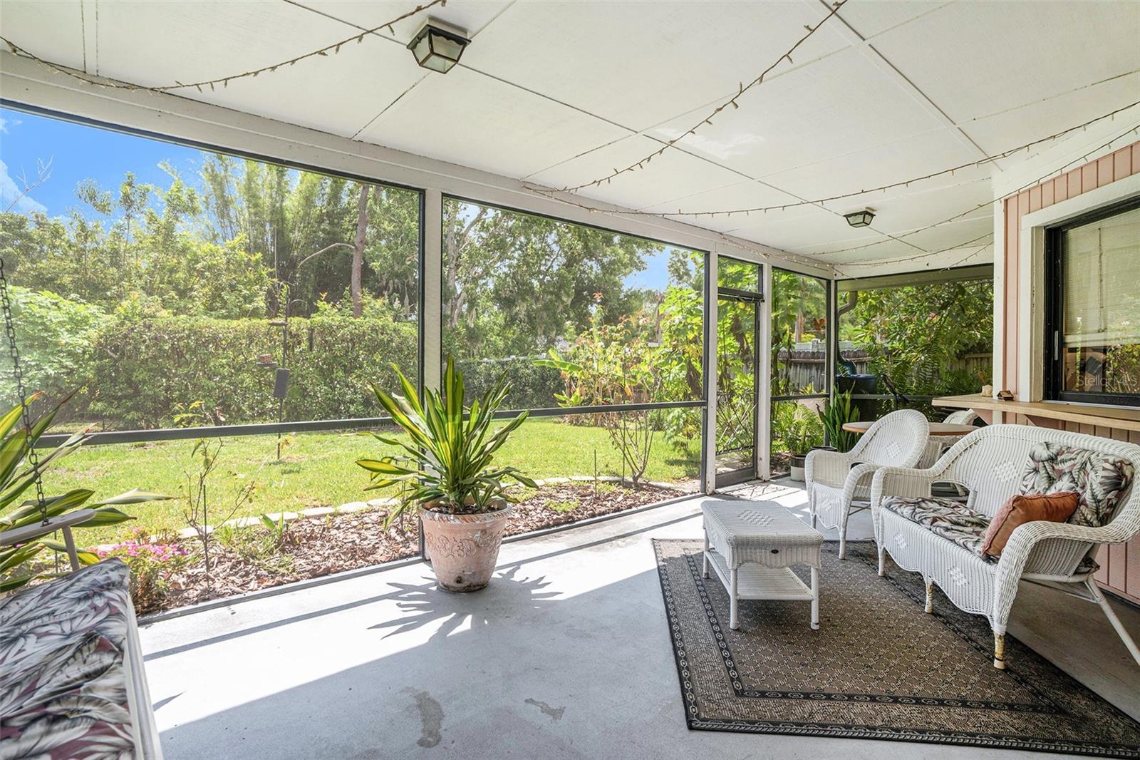 3335 FOXRIDGE CIR, TAMPA, FL, 33618