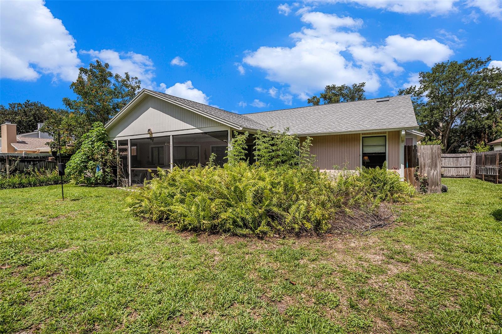 3335 FOXRIDGE CIR, TAMPA, FL, 33618