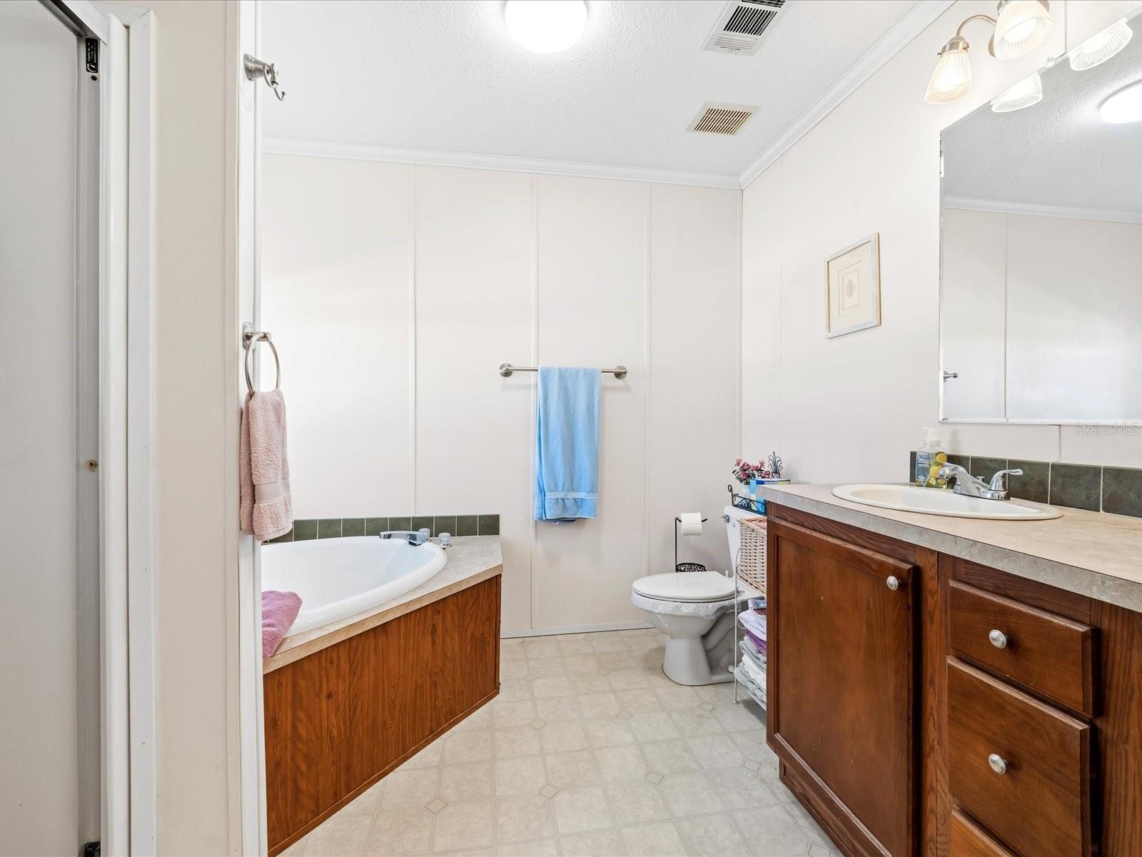 444 SKYLINE DR W, LAKELAND, FL, 33801