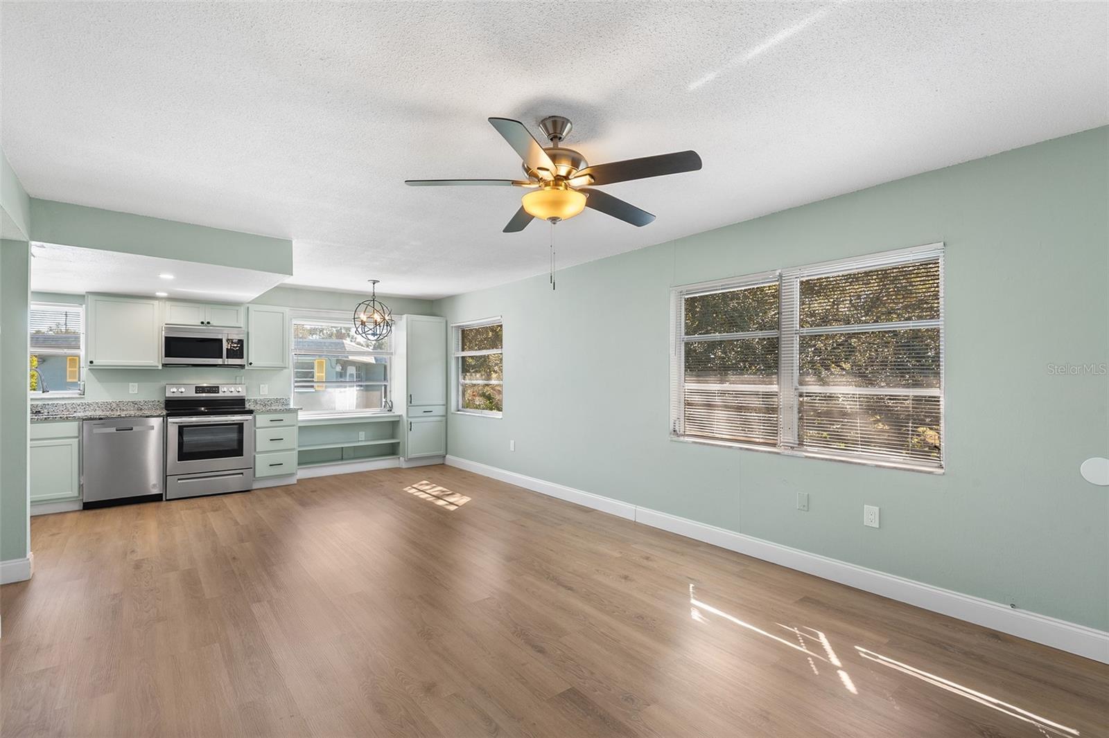 6262 EMERSON AVE S #21, ST PETERSBURG, FL, 33707