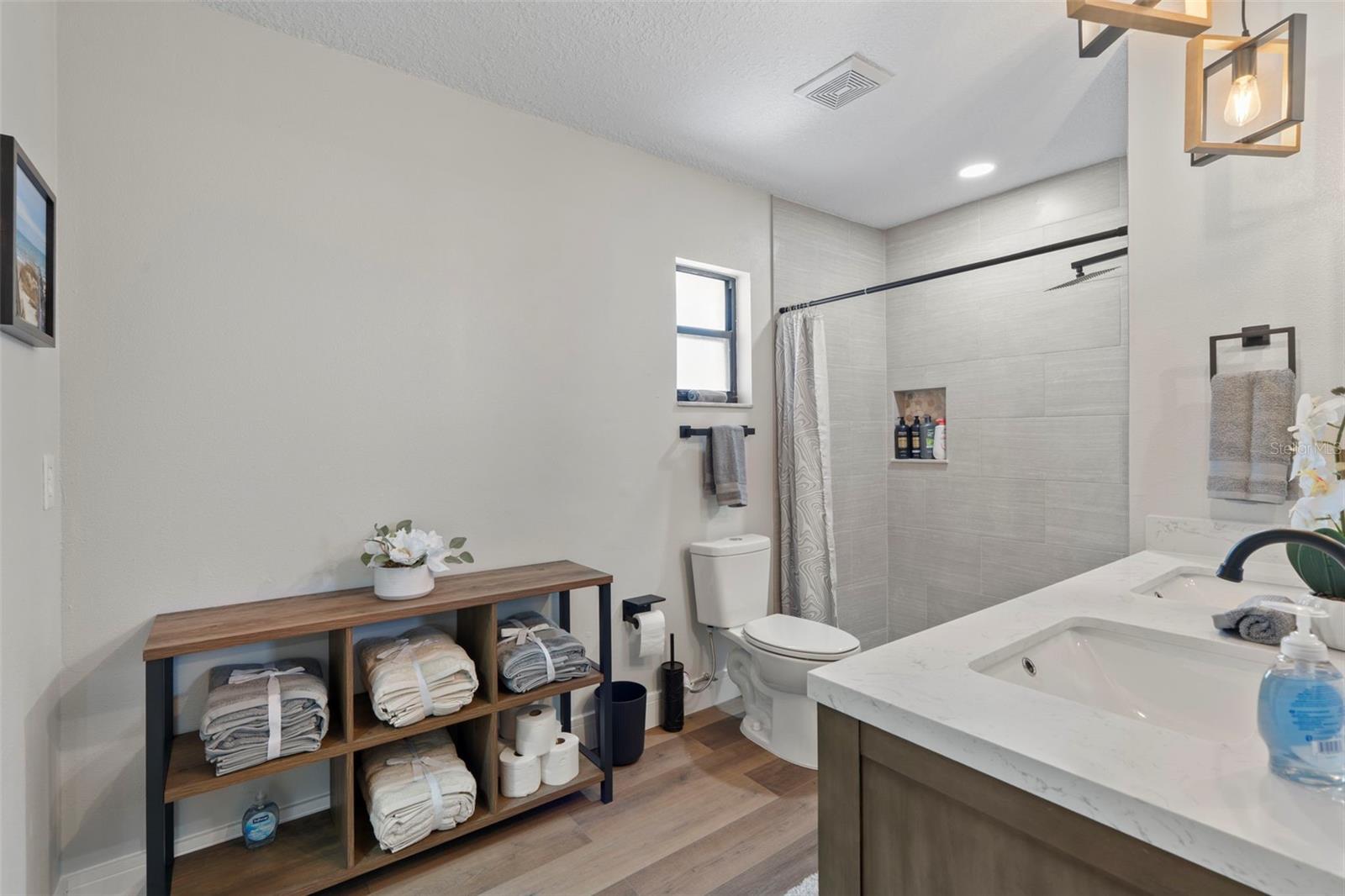 121 CHAMPLAIN DR, DELTONA, FL, 32725