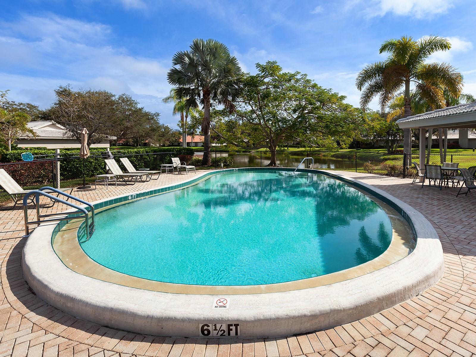 6094 WILSHIRE BLVD #8, SARASOTA, FL, 34238