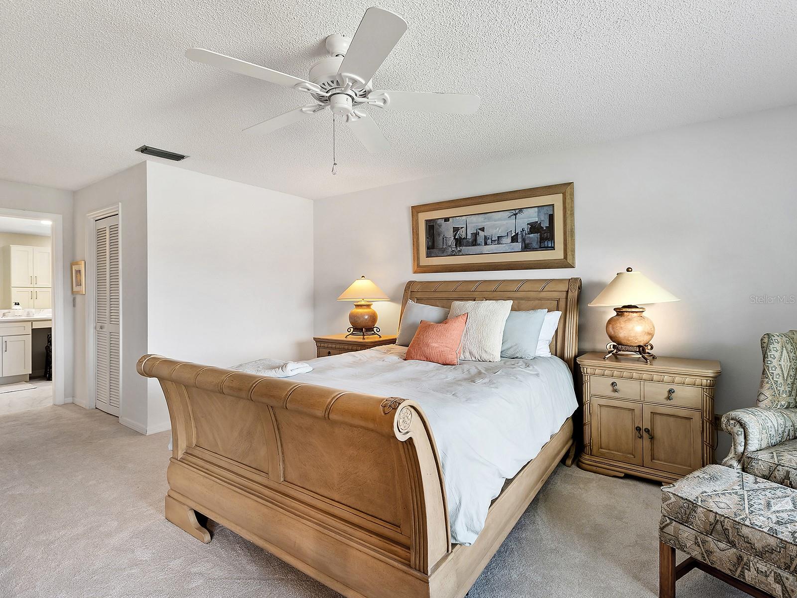 6094 WILSHIRE BLVD #8, SARASOTA, FL, 34238