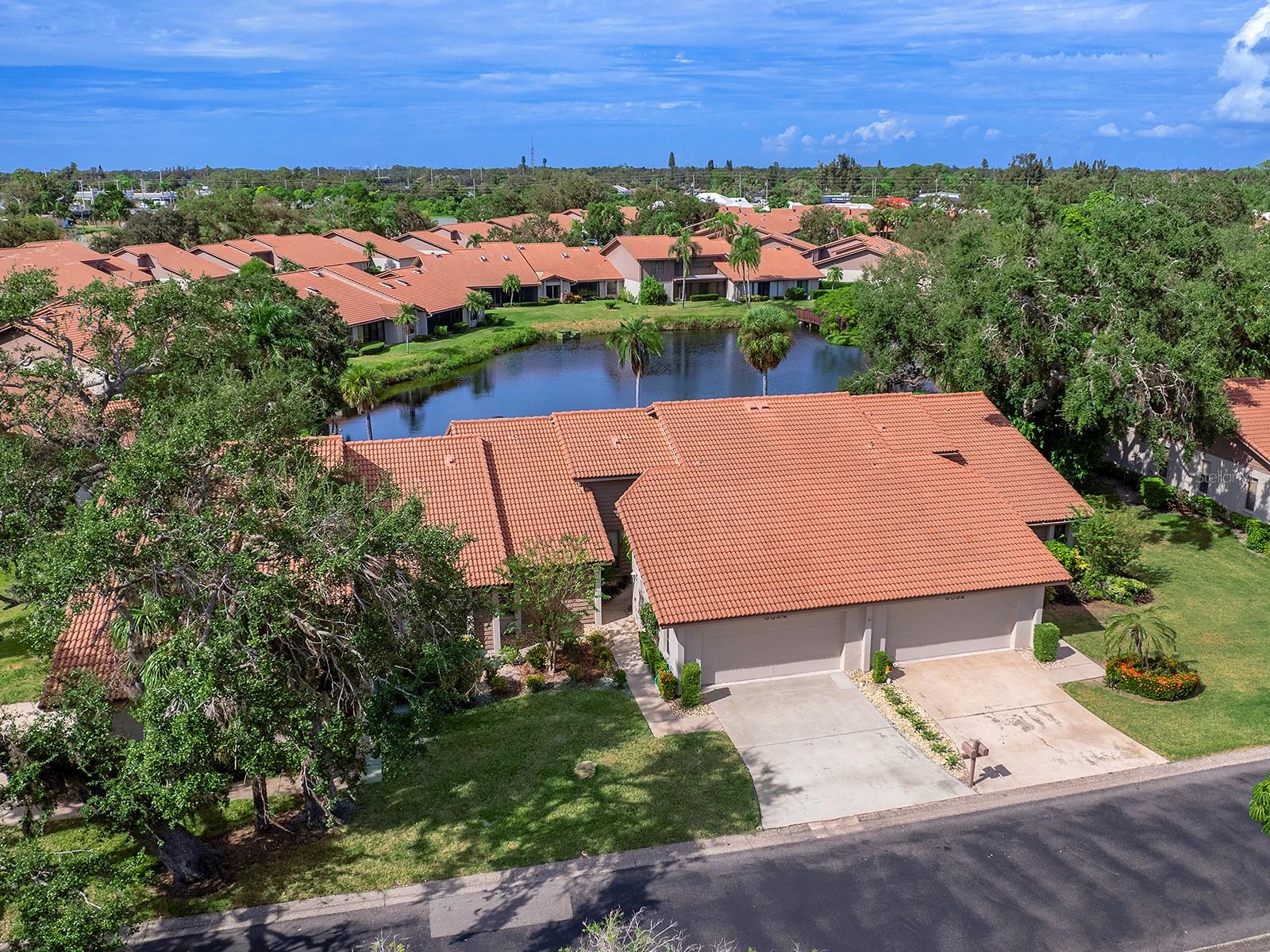 6094 WILSHIRE BLVD #8, SARASOTA, FL, 34238