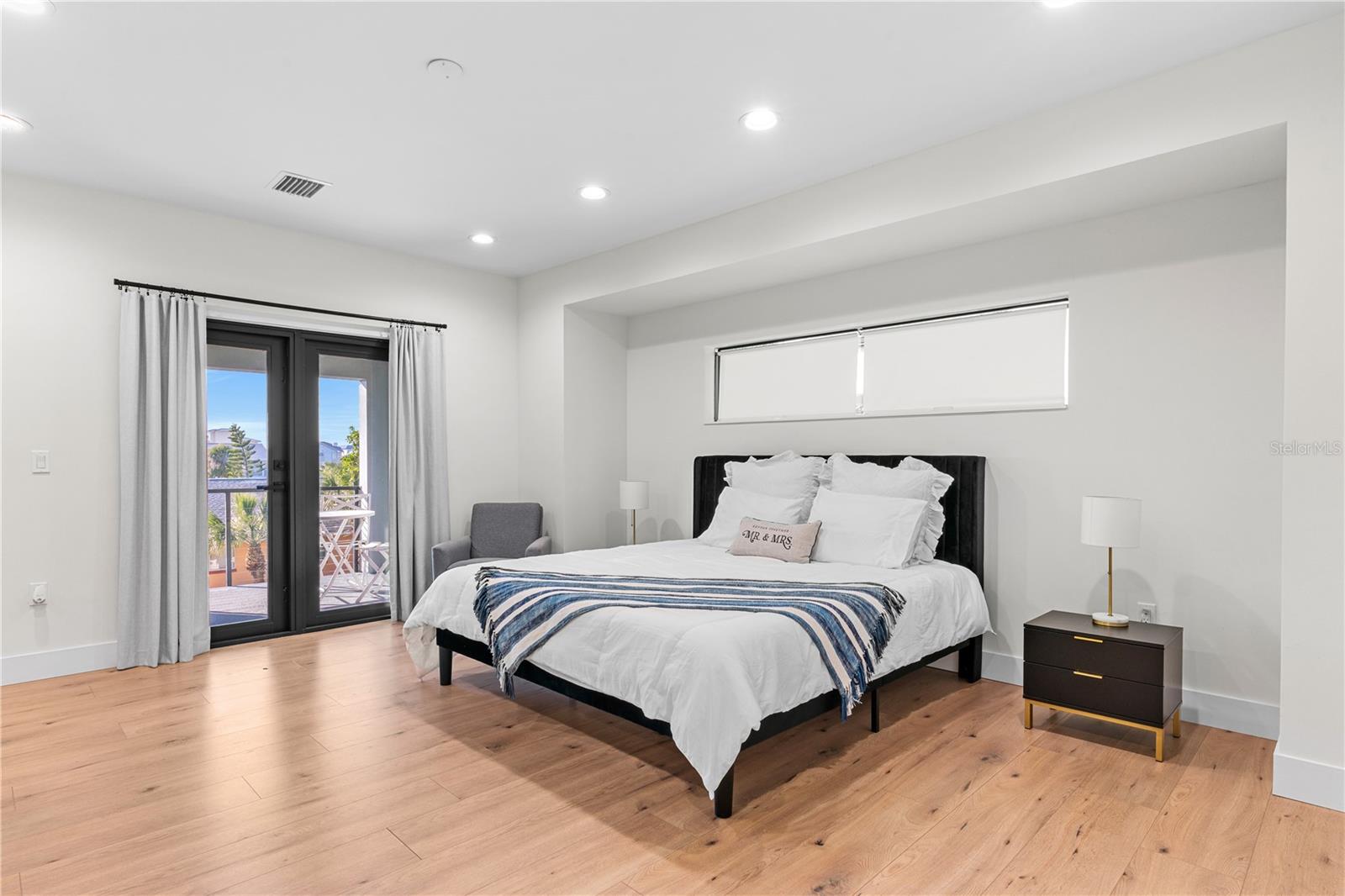 2200 BAY BLVD #B, INDIAN ROCKS BEACH, FL, 33785