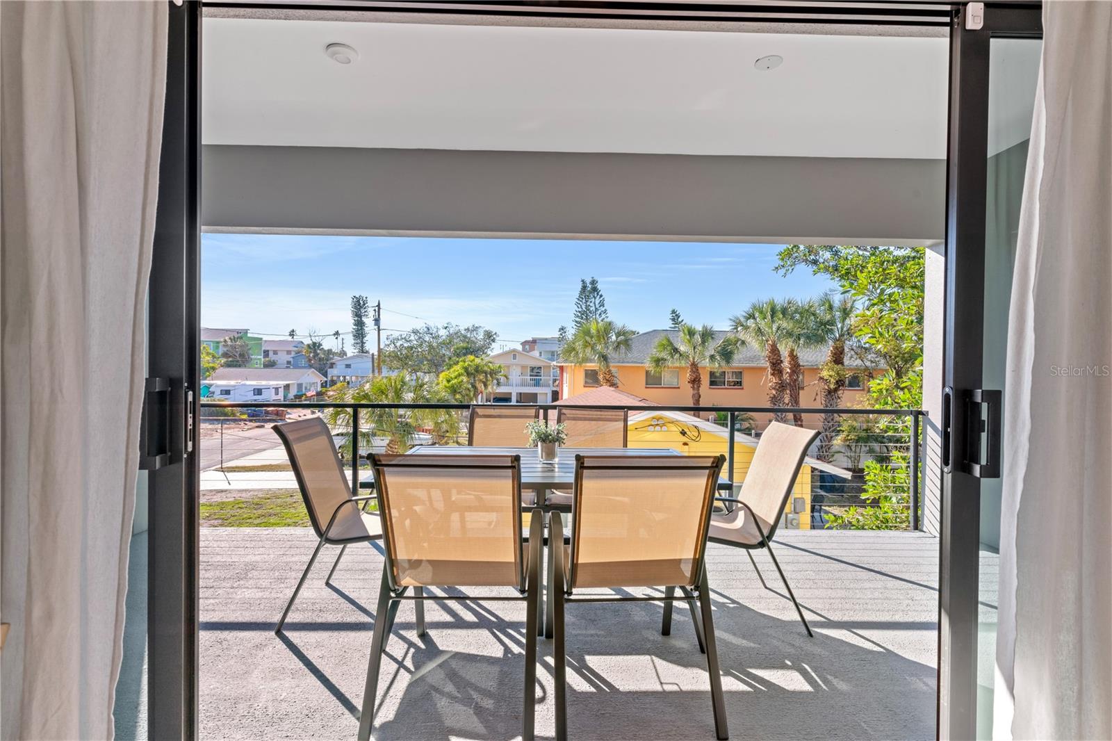 2200 BAY BLVD #B, INDIAN ROCKS BEACH, FL, 33785