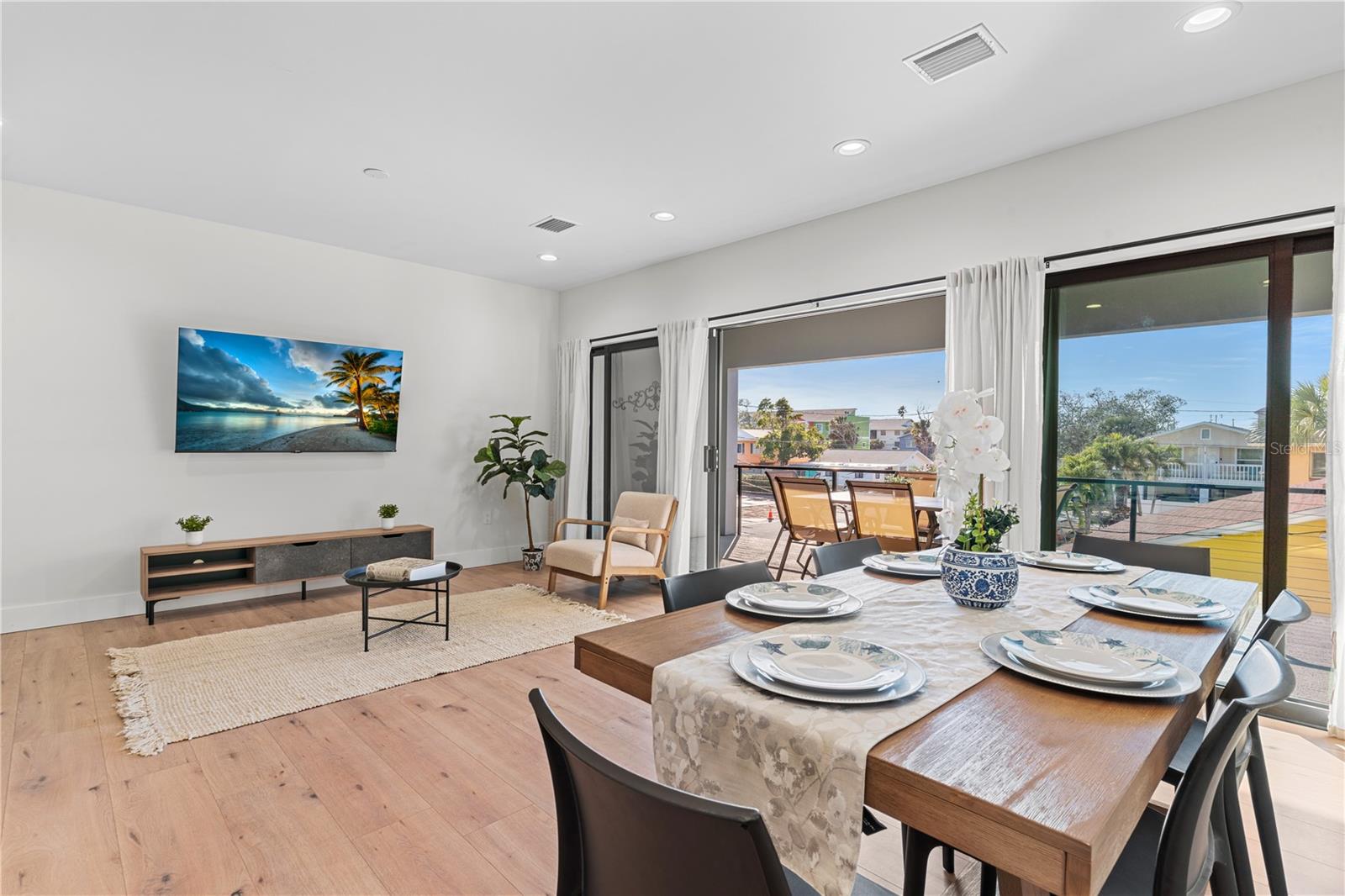 2200 BAY BLVD #B, INDIAN ROCKS BEACH, FL, 33785