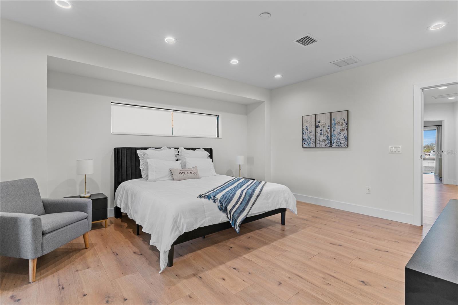 2200 BAY BLVD #B, INDIAN ROCKS BEACH, FL, 33785