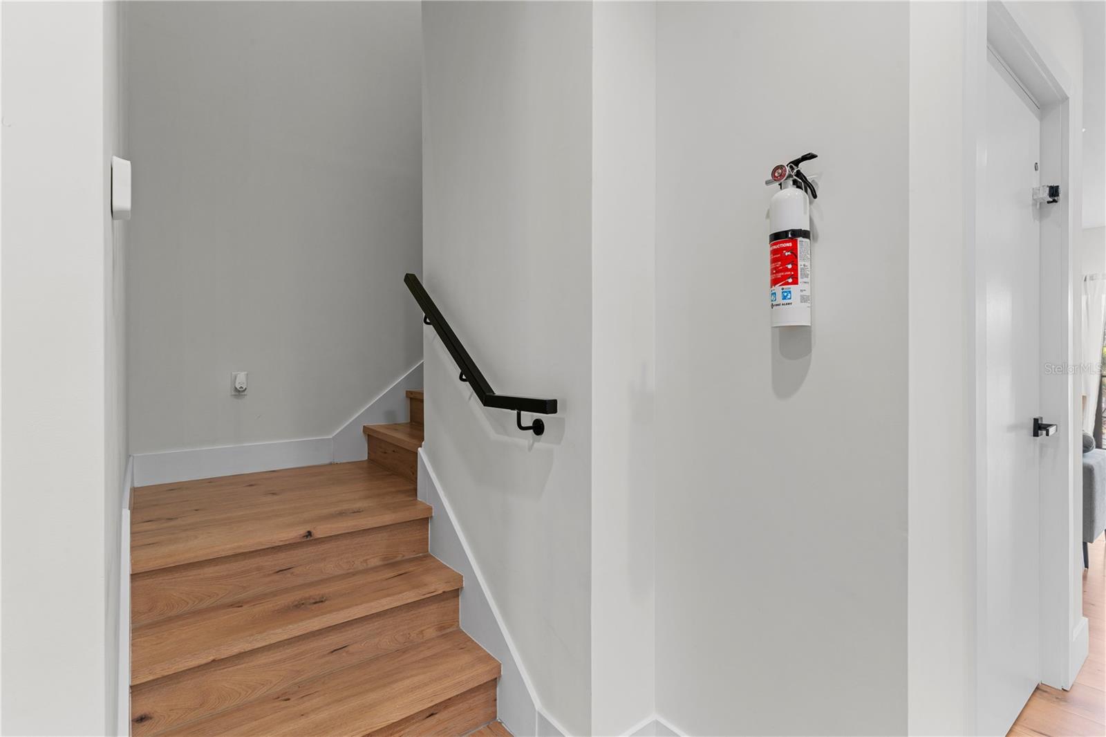 2200 BAY BLVD #B, INDIAN ROCKS BEACH, FL, 33785