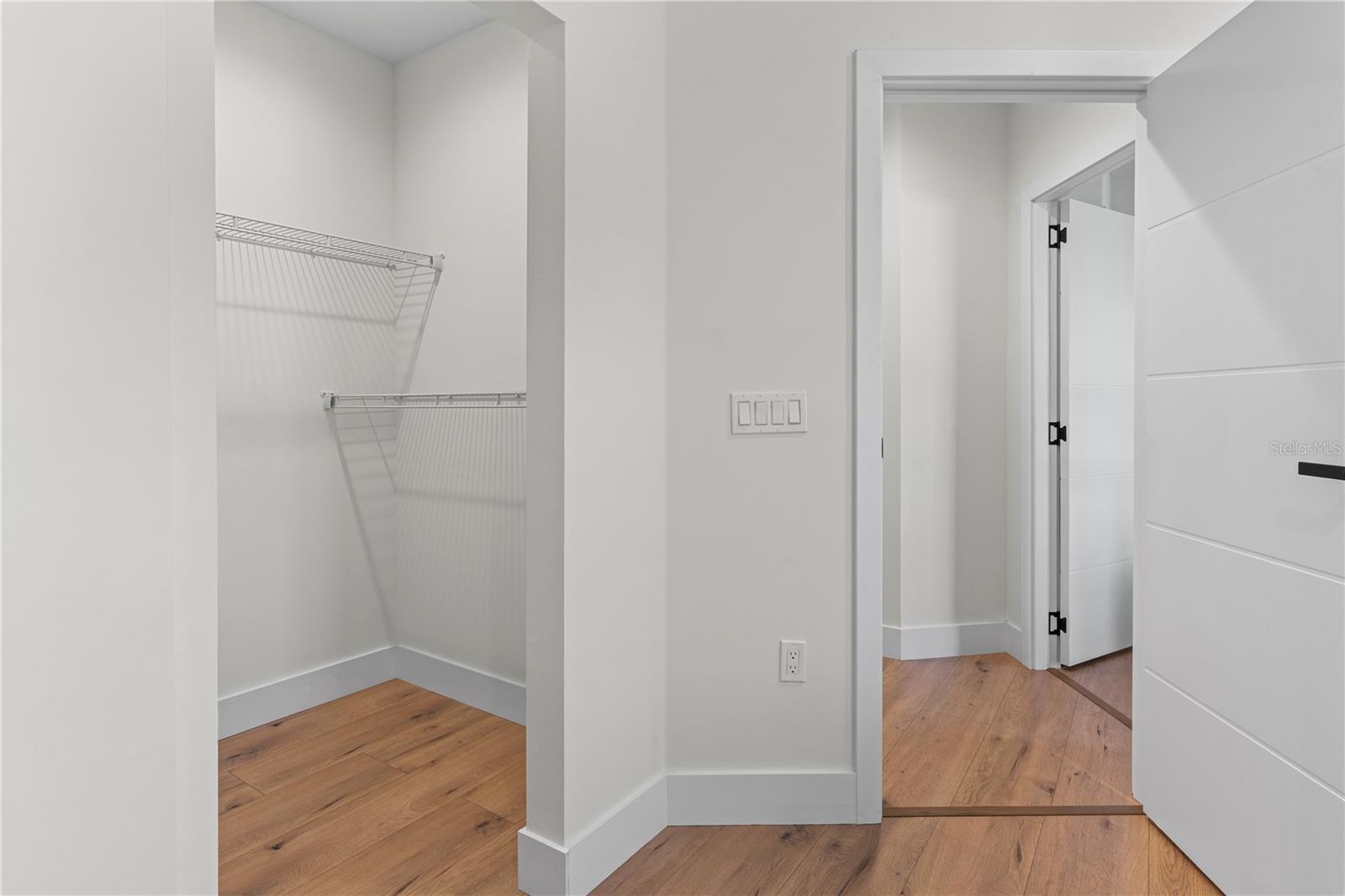 2200 BAY BLVD #B, INDIAN ROCKS BEACH, FL, 33785