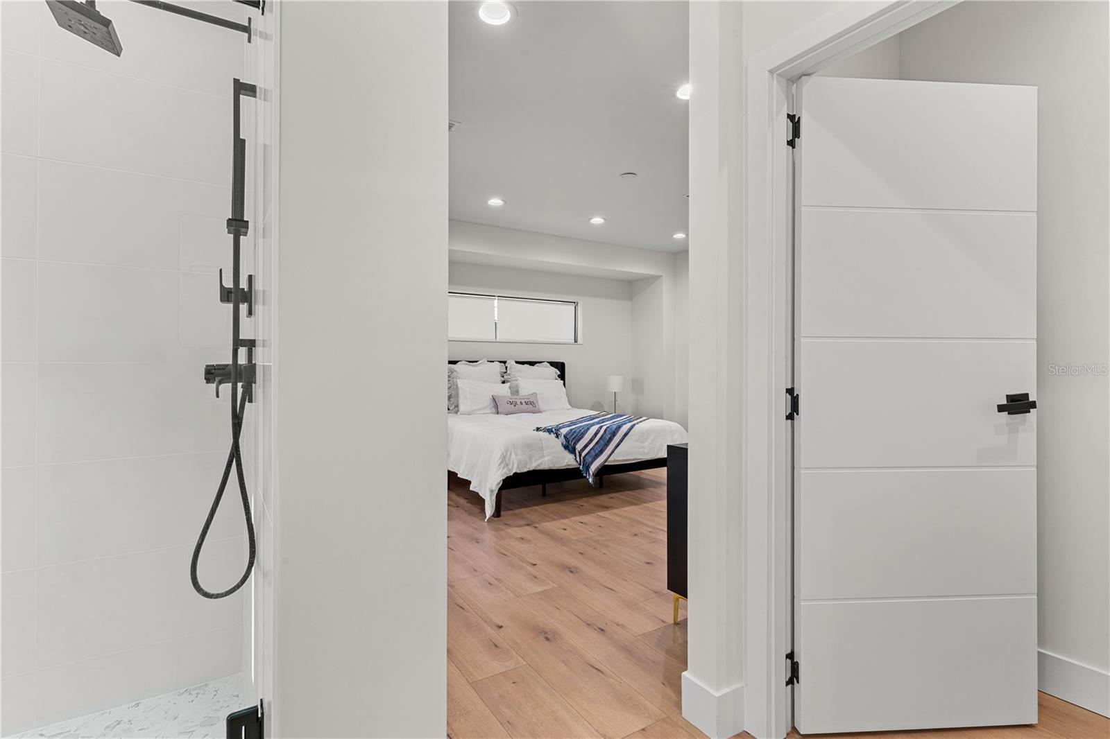 2200 BAY BLVD #B, INDIAN ROCKS BEACH, FL, 33785