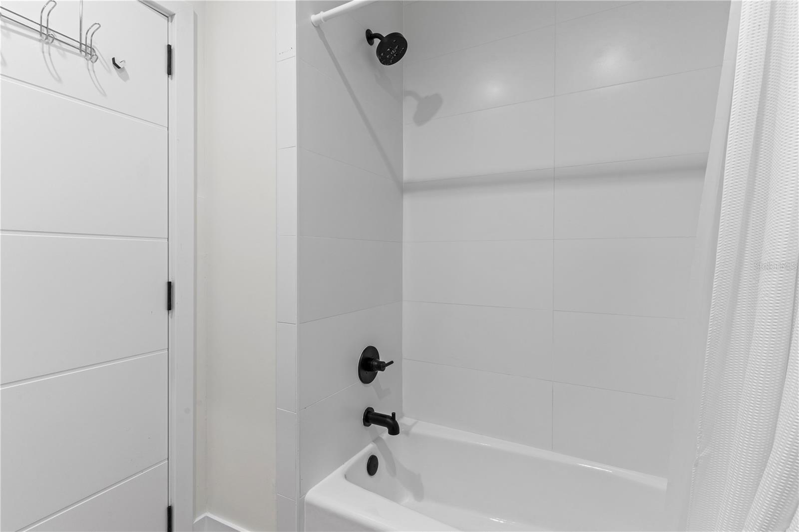 2200 BAY BLVD #B, INDIAN ROCKS BEACH, FL, 33785