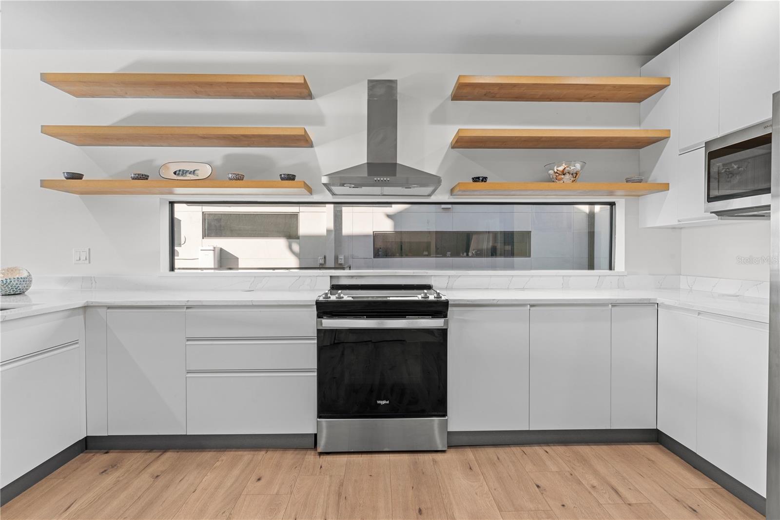 2200 BAY BLVD #B, INDIAN ROCKS BEACH, FL, 33785