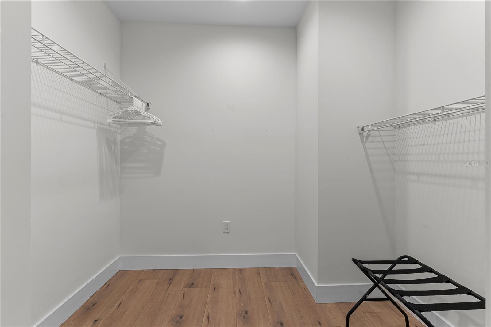 2200 BAY BLVD #B, INDIAN ROCKS BEACH, FL, 33785