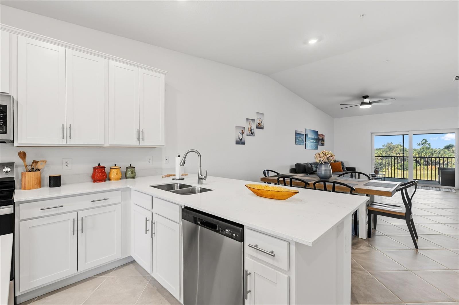 17475 OPAL SAND DR #207, VENICE, FL, 34293