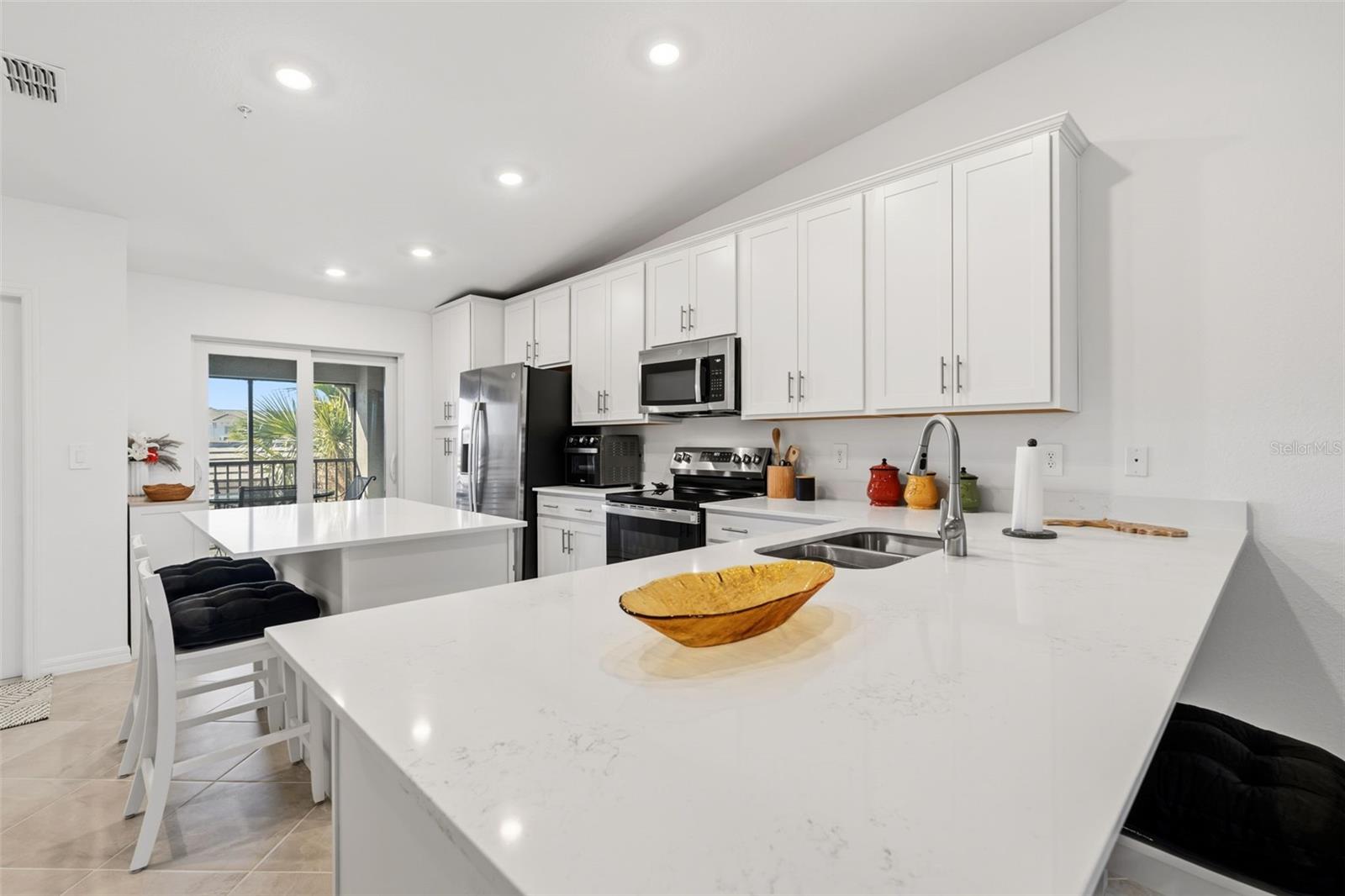 17475 OPAL SAND DR #207, VENICE, FL, 34293