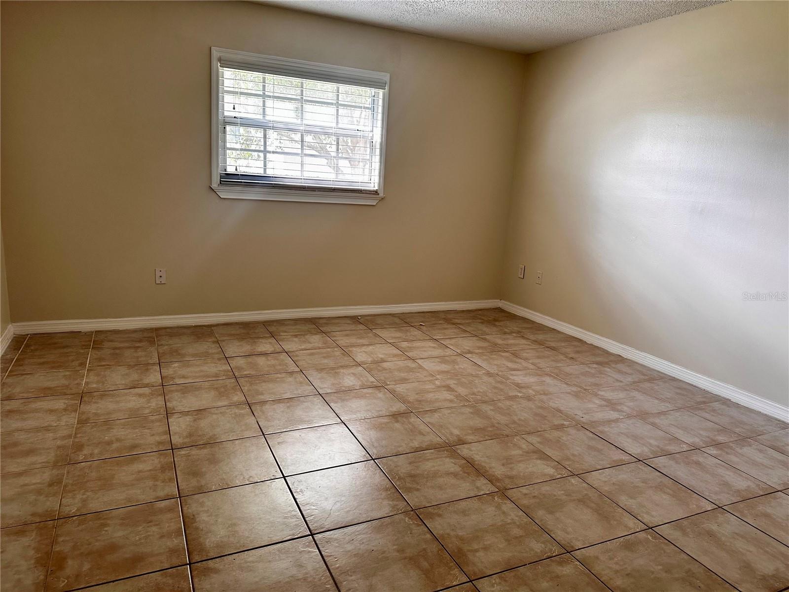 122 N KINGS AVE #101, BRANDON, FL, 33510