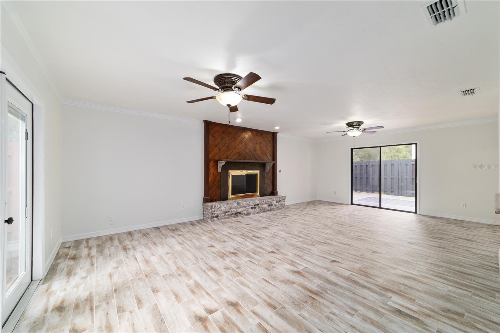 2140 NE 45TH AVE #2140, OCALA, FL, 34470