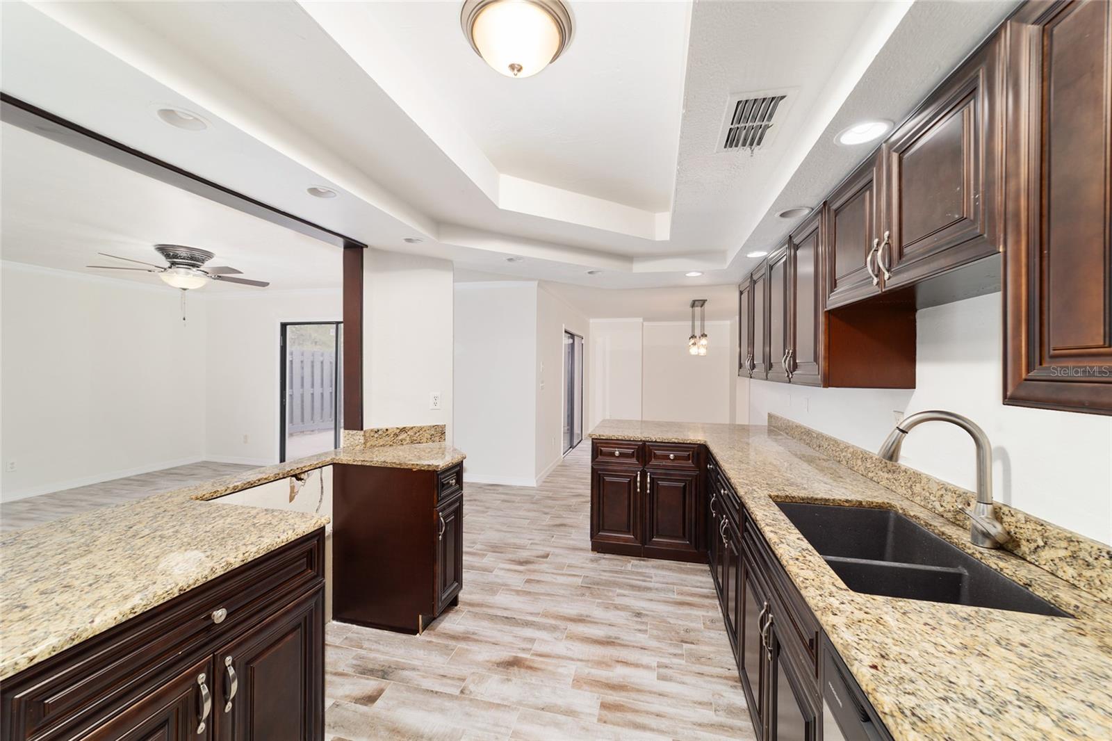 2140 NE 45TH AVE #2140, OCALA, FL, 34470