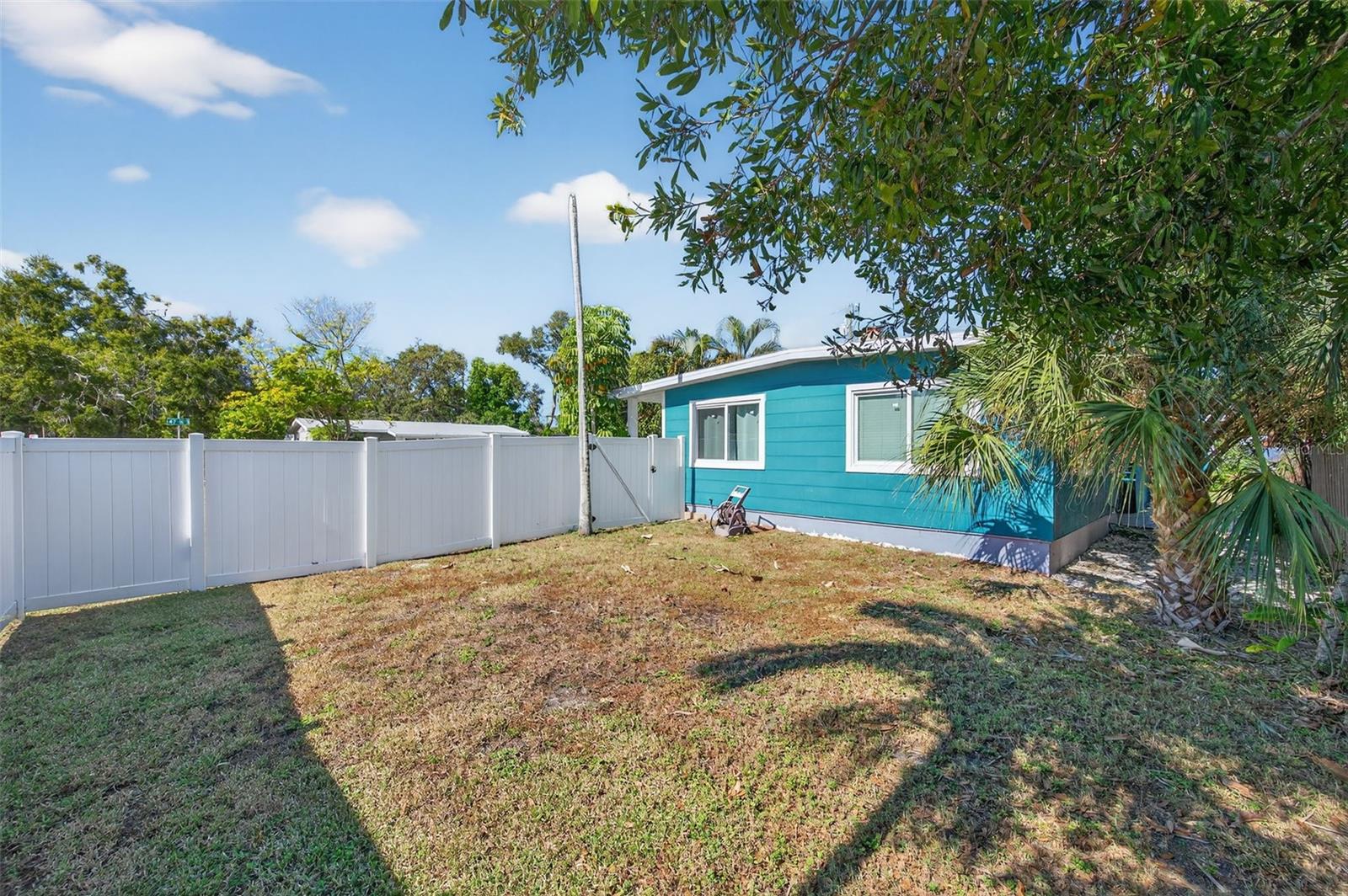 2470 47TH ST S, ST PETERSBURG, FL, 33711