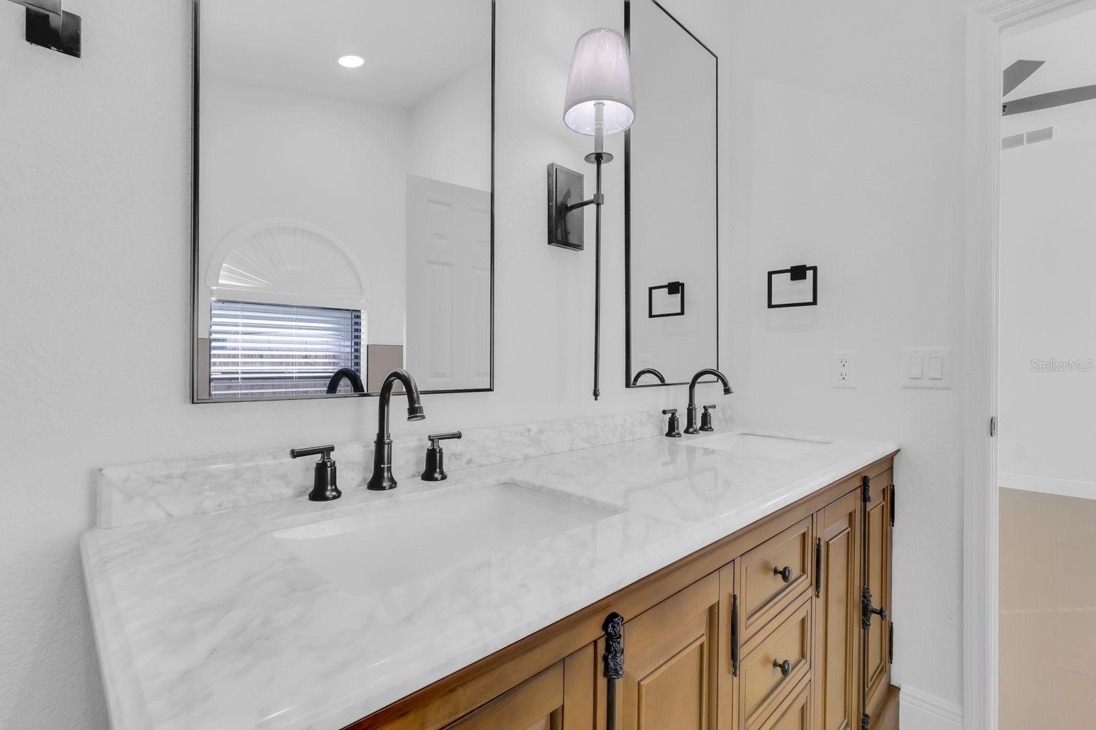 2622 LIZ LN, KISSIMMEE, FL, 34744