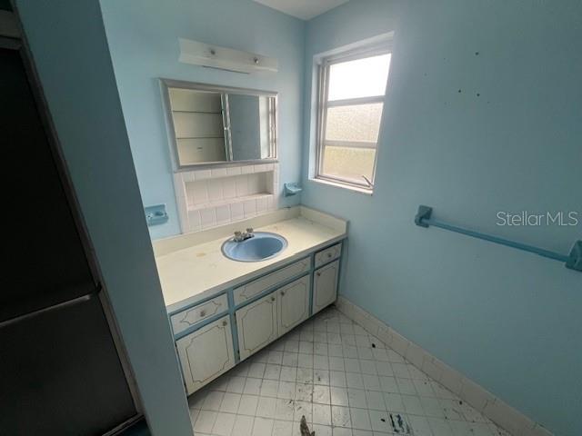 14704 CARNATION DR, TAMPA, FL, 33613