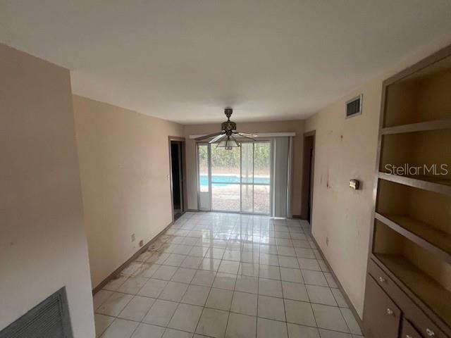 14704 CARNATION DR, TAMPA, FL, 33613