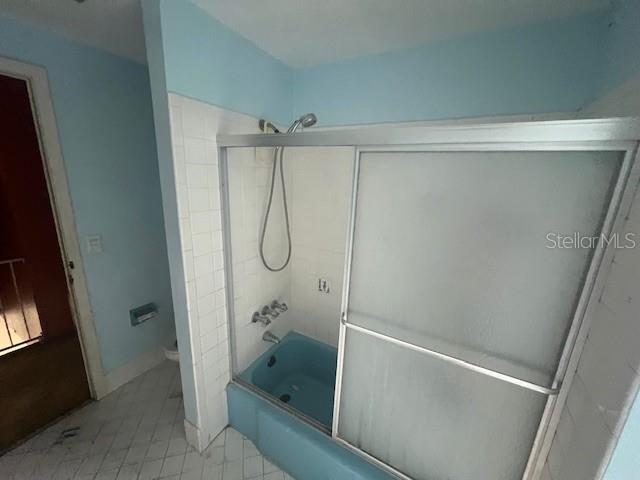 14704 CARNATION DR, TAMPA, FL, 33613